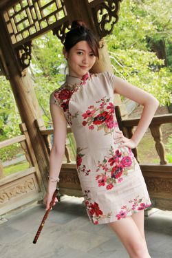 中国男人日中国小姑娘的穴无套内射视频